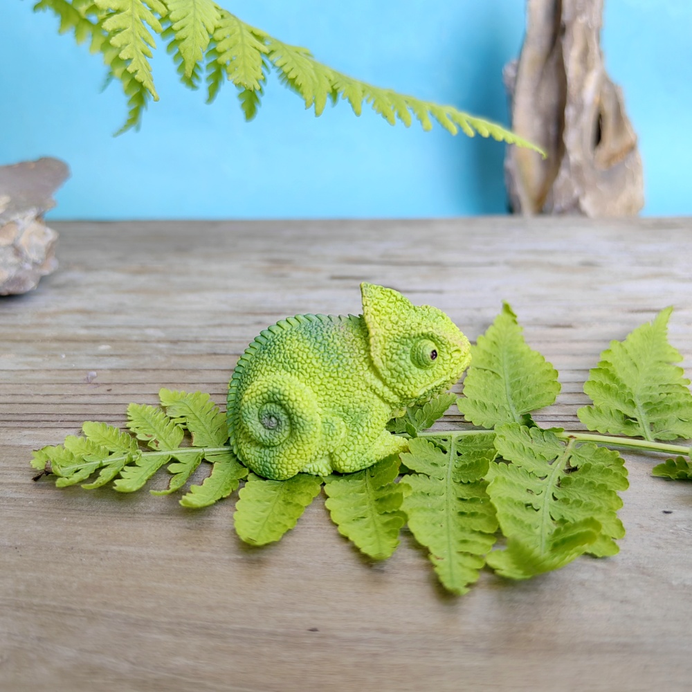 Simulated Lizard Chameleon Axo - đánh giá và giá Bonsai Garden Gift